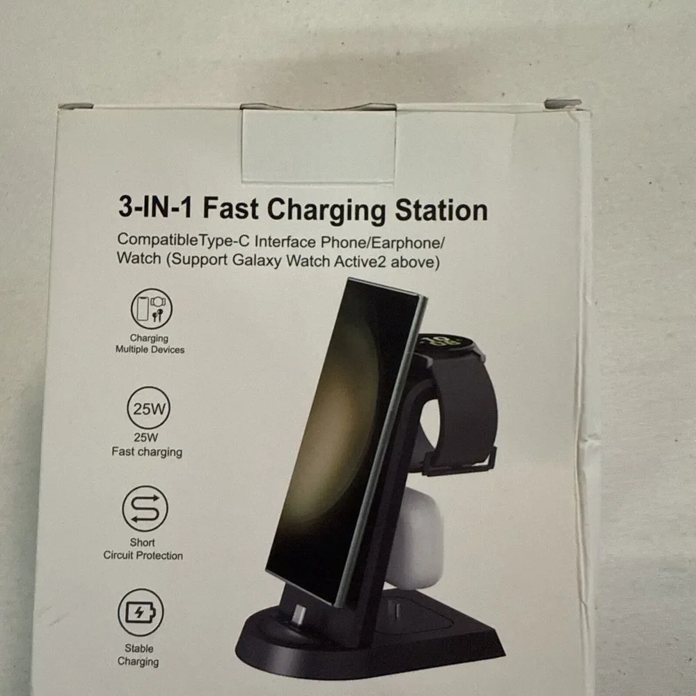 3 in 1 Wireless charger for Apple iPhone, Apple watch, Airpods 15w, Technology